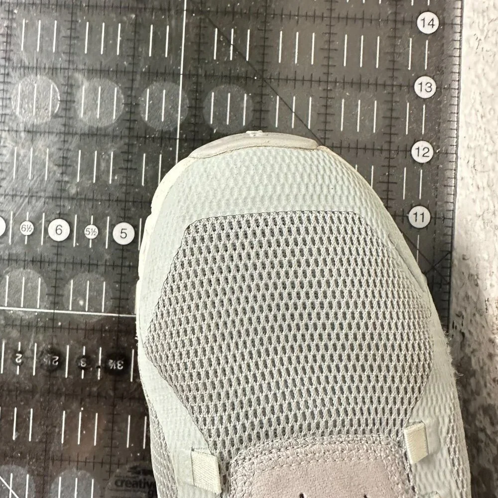 On Cloud 5 Swiss Engineering Men Size 10 59.98024 Glacier Grey Running Shoes - Picture 11 of 11